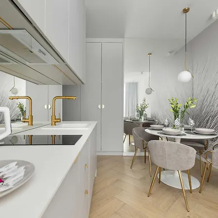 Premium & Elegance With Pool By Renters Апартаменты