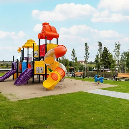 Premium & Elegance With Pool By Renters סיאנוז'טי