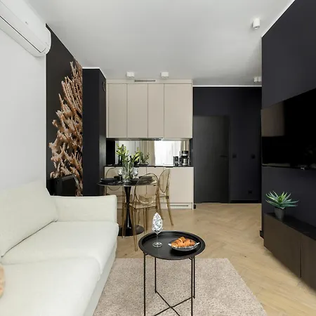 Premium & Elegance With Pool By Renters * سيانوزيتي