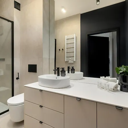 Premium & Elegance With Pool By Renters * سيانوزيتي